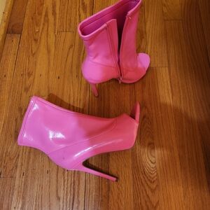 Stylish Pink Stiletto Heel Boots